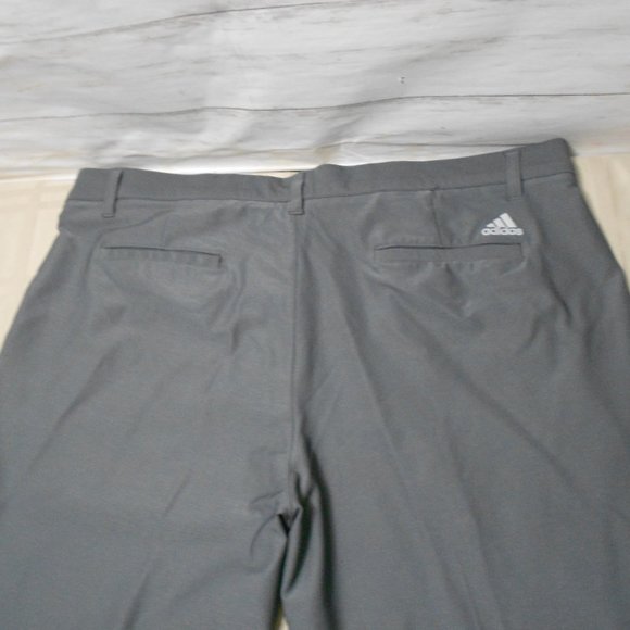 adidas Pants Excellent Adidas 38 X 32 Men Solid Gray Light Weight